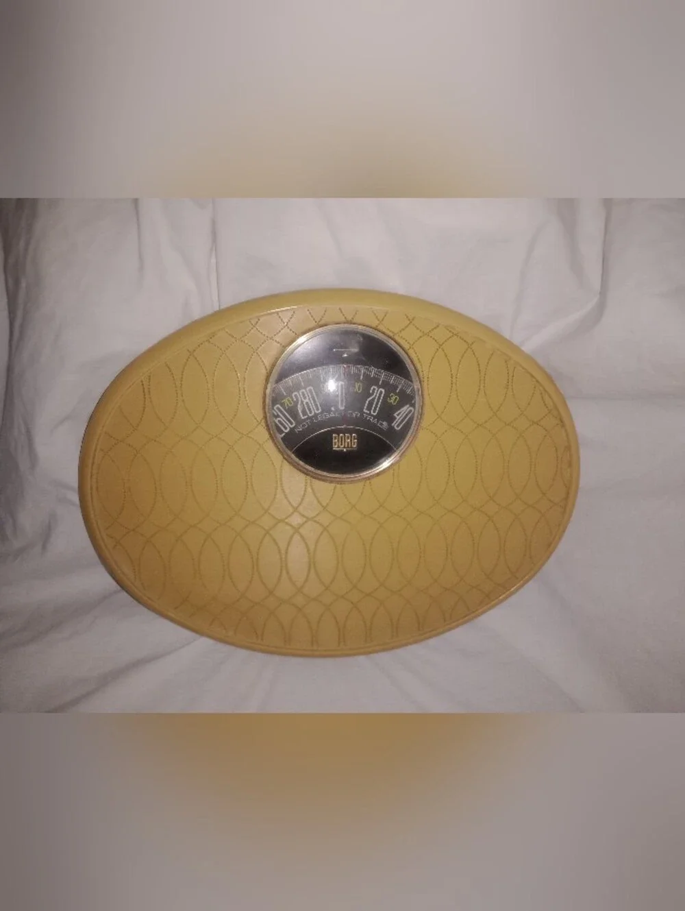 Vintage Borg Weight Bathroom Scale Gold Color 14 1/4
